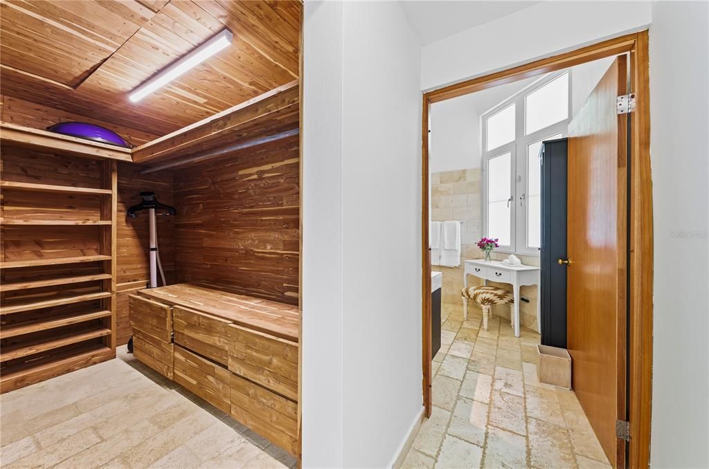 For Sale: $2,500,000 (2 beds, 2 baths, 4877 Square Feet)