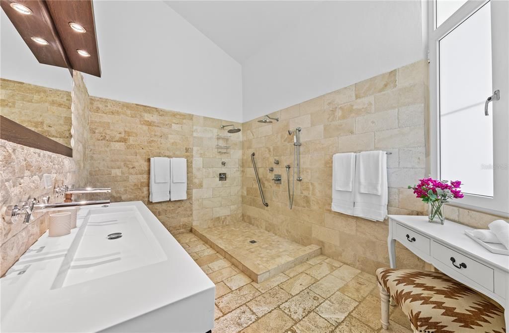 For Sale: $2,500,000 (2 beds, 2 baths, 4877 Square Feet)