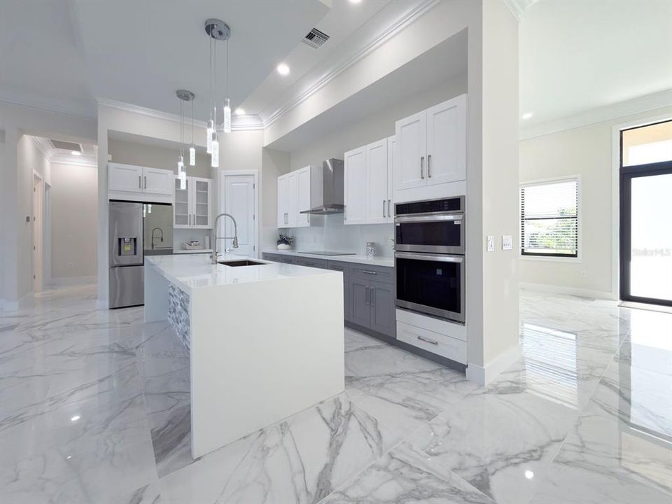 For Sale: $1,664,000 (4 beds, 3 baths, 3156 Square Feet)