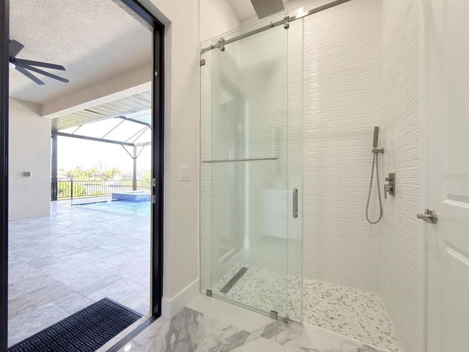 For Sale: $1,664,000 (4 beds, 3 baths, 3156 Square Feet)