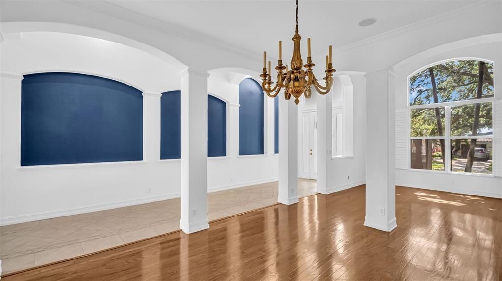 出租: $8,500 (4 贝兹, 4 浴室, 3515 平方英尺)