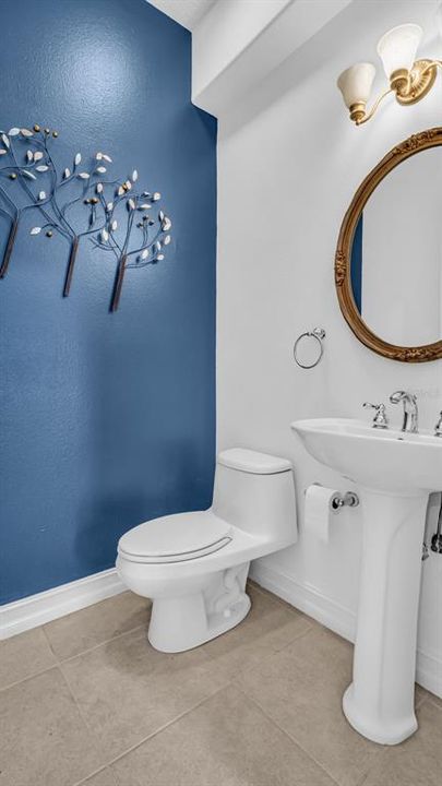 出租: $8,500 (4 贝兹, 4 浴室, 3515 平方英尺)