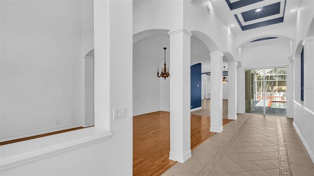 出租: $8,500 (4 贝兹, 4 浴室, 3515 平方英尺)