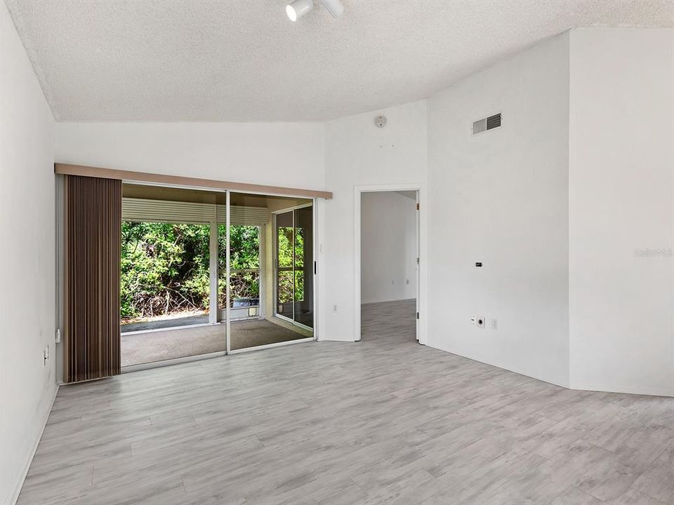 En Venta: $298,000 (2 camas, 2 baños, 1150 Pies cuadrados)