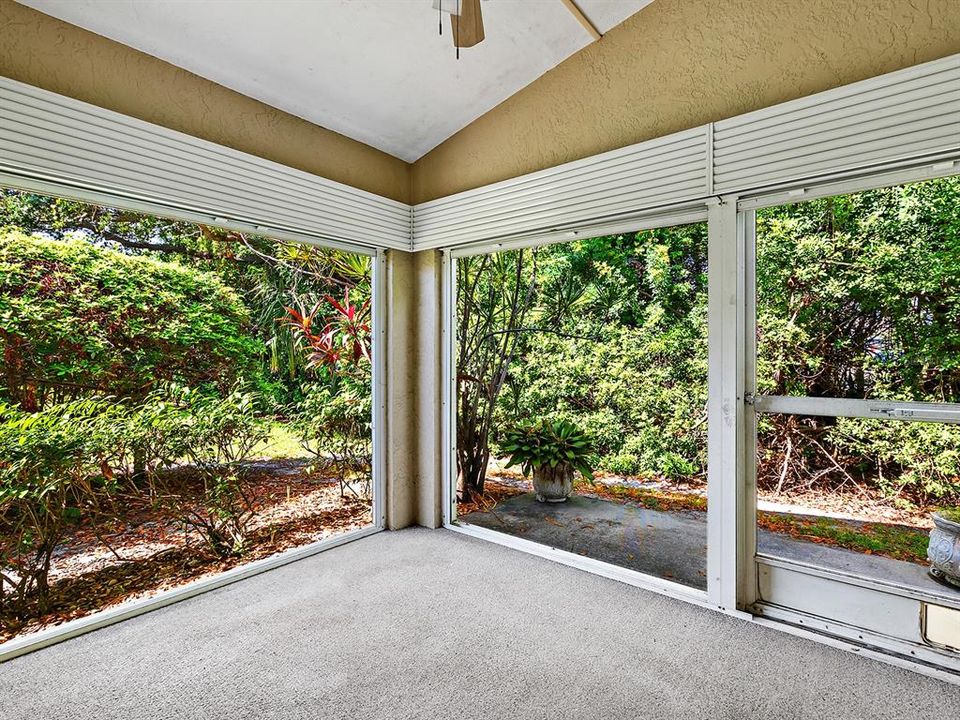 En Venta: $298,000 (2 camas, 2 baños, 1150 Pies cuadrados)