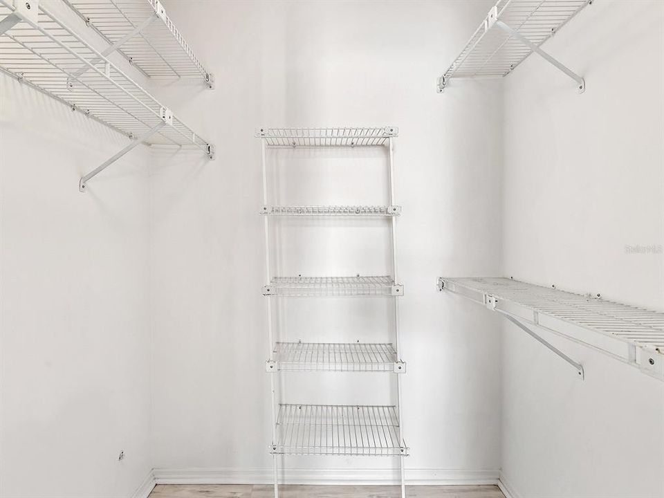 En Venta: $298,000 (2 camas, 2 baños, 1150 Pies cuadrados)