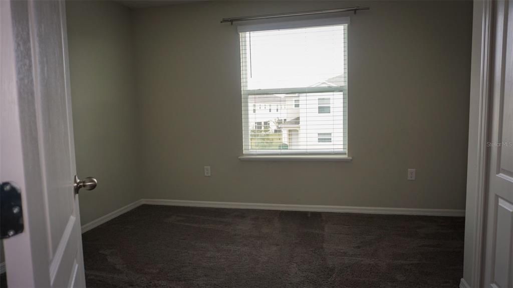 For Rent: $2,350 (3 beds, 2 baths, 1762 Square Feet)