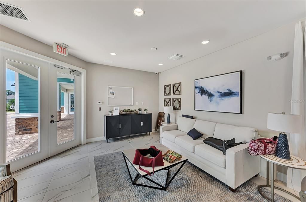 На продажу: $375,000 (2 спален, 2 ванн, 1503 Квадратных фут)