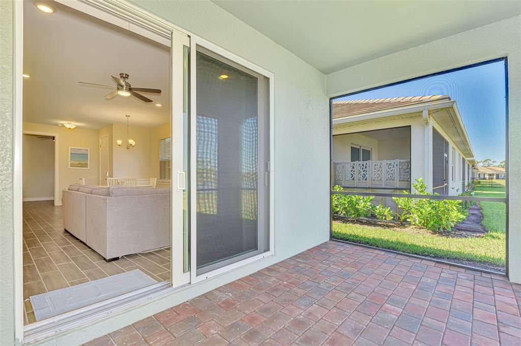 На продажу: $375,000 (2 спален, 2 ванн, 1503 Квадратных фут)