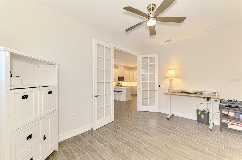 На продажу: $375,000 (2 спален, 2 ванн, 1503 Квадратных фут)