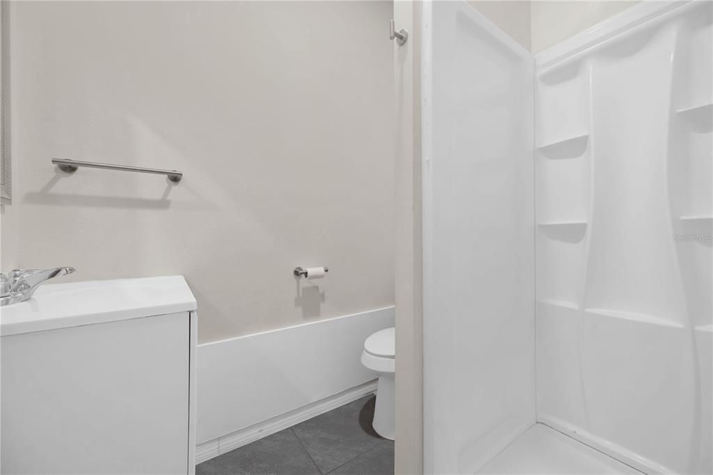 For Sale: $284,000 (3 beds, 2 baths, 1629 Square Feet)