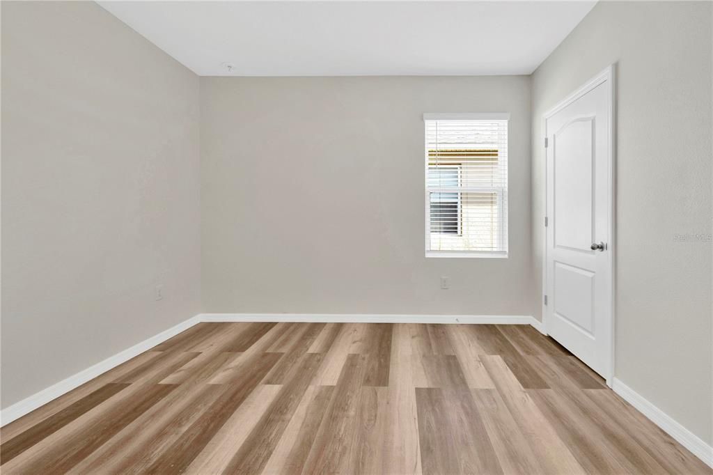 For Sale: $284,000 (3 beds, 2 baths, 1629 Square Feet)