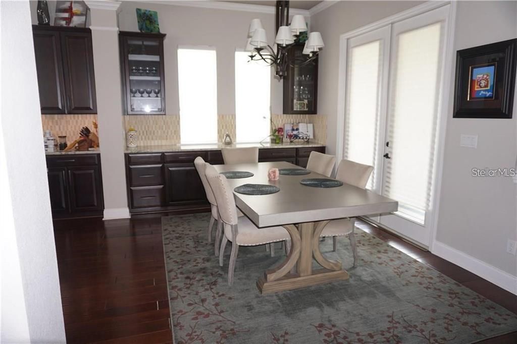 В аренду: $4,800 (4 спален, 3 ванн, 2950 Квадратных фут)