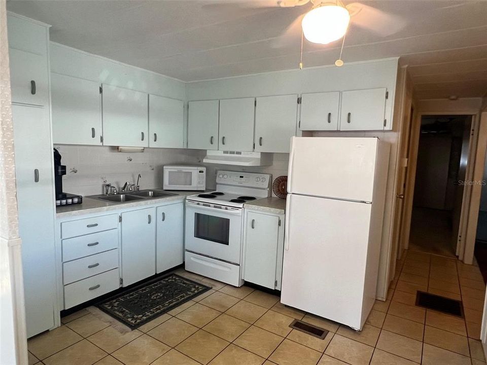 En Venta: $98,500 (2 camas, 2 baños, 1189 Pies cuadrados)