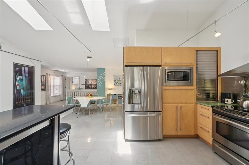 En Venta: $500,000 (3 camas, 3 baños, 1796 Pies cuadrados)