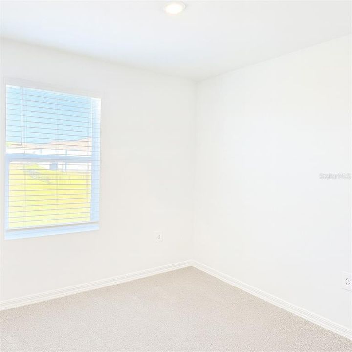 В аренду: $2,850 (4 спален, 2 ванн, 1874 Квадратных фут)