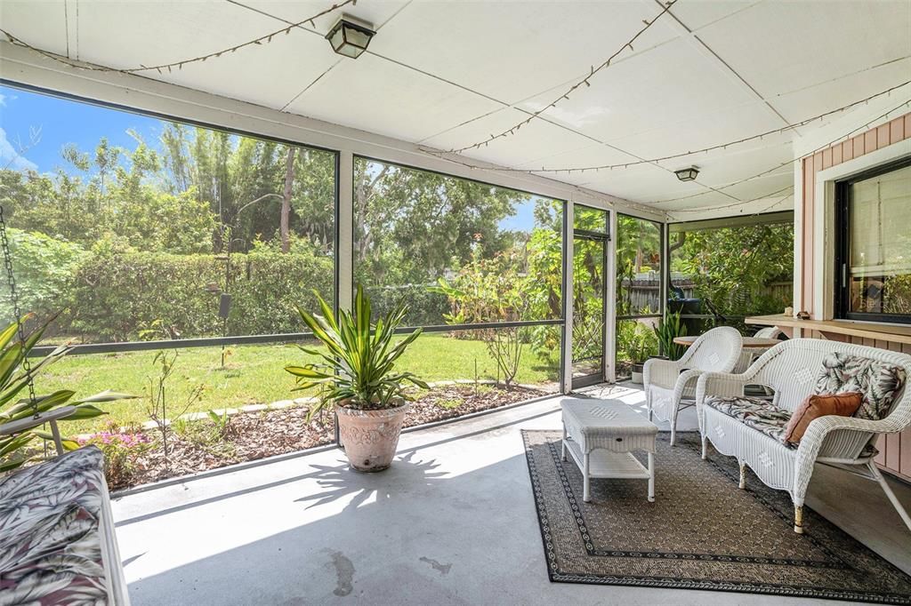 For Sale: $449,000 (3 beds, 2 baths, 1837 Square Feet)