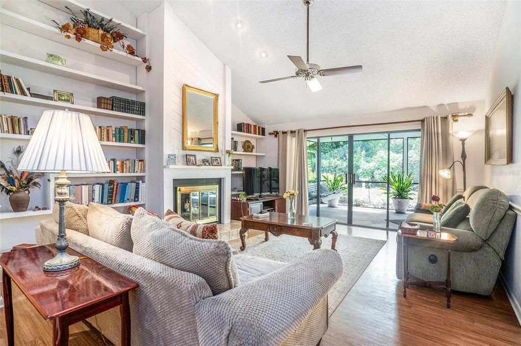 For Sale: $449,000 (3 beds, 2 baths, 1837 Square Feet)