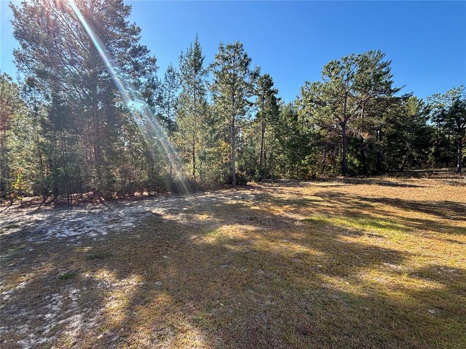 Под контрактом: $159,000 (2 спален, 2 ванн, 960 Квадратных фут)