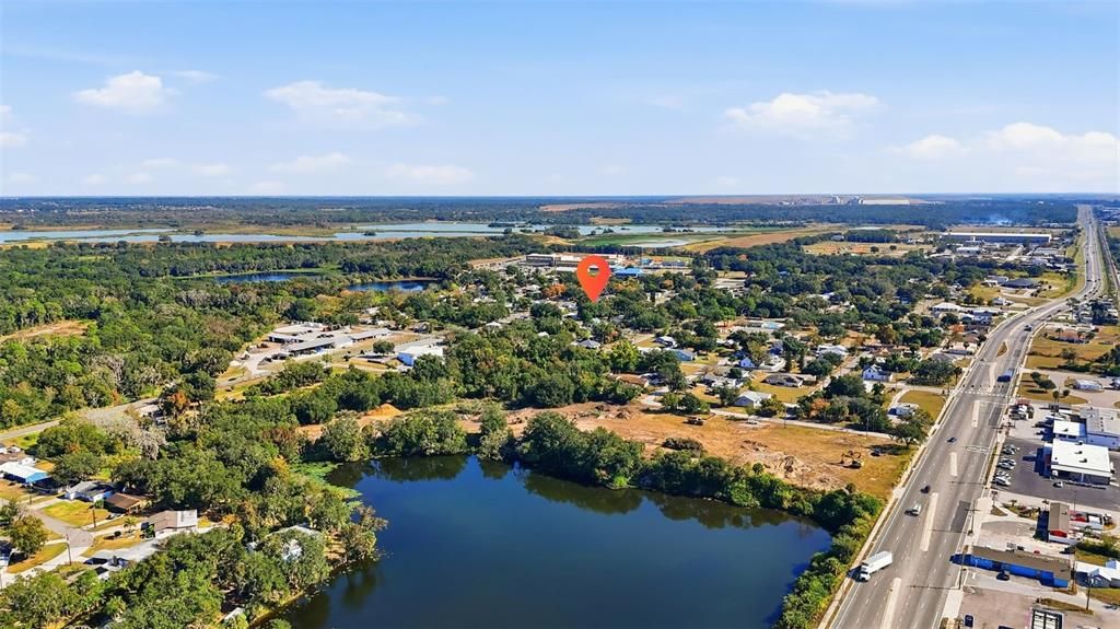 En Venta: $230,000 (3 camas, 2 baños, 1215 Pies cuadrados)