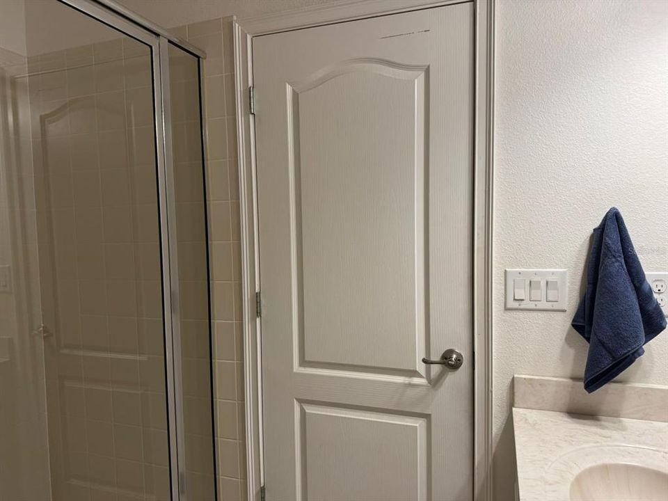 出租: $2,950 (4 贝兹, 3 浴室, 1920 平方英尺)