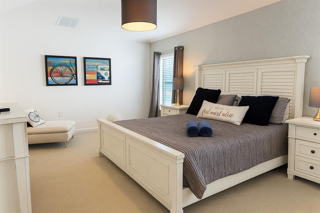 出租: $2,950 (4 贝兹, 3 浴室, 1920 平方英尺)