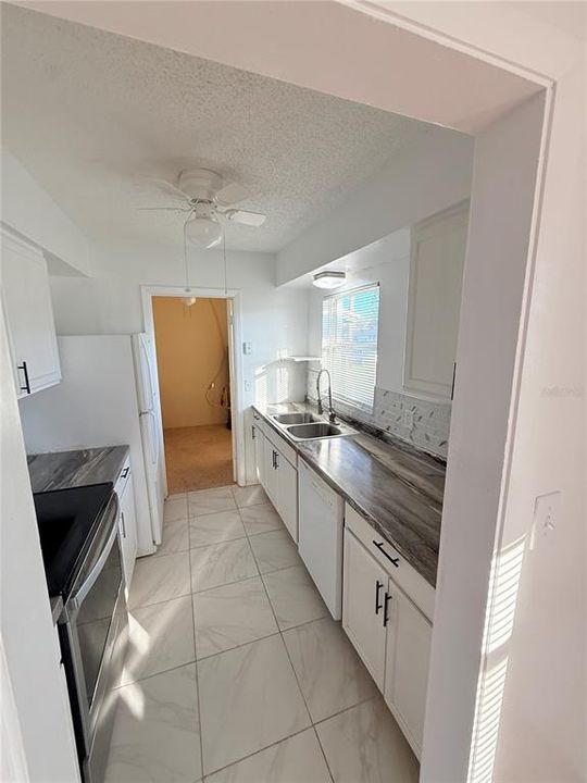 En Renta: $2,000 (3 camas, 2 baños, 1054 Pies cuadrados)