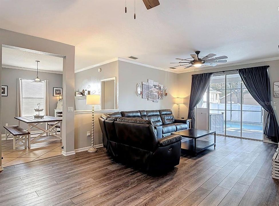 For Sale: $412,000 (4 beds, 2 baths, 1776 Square Feet)