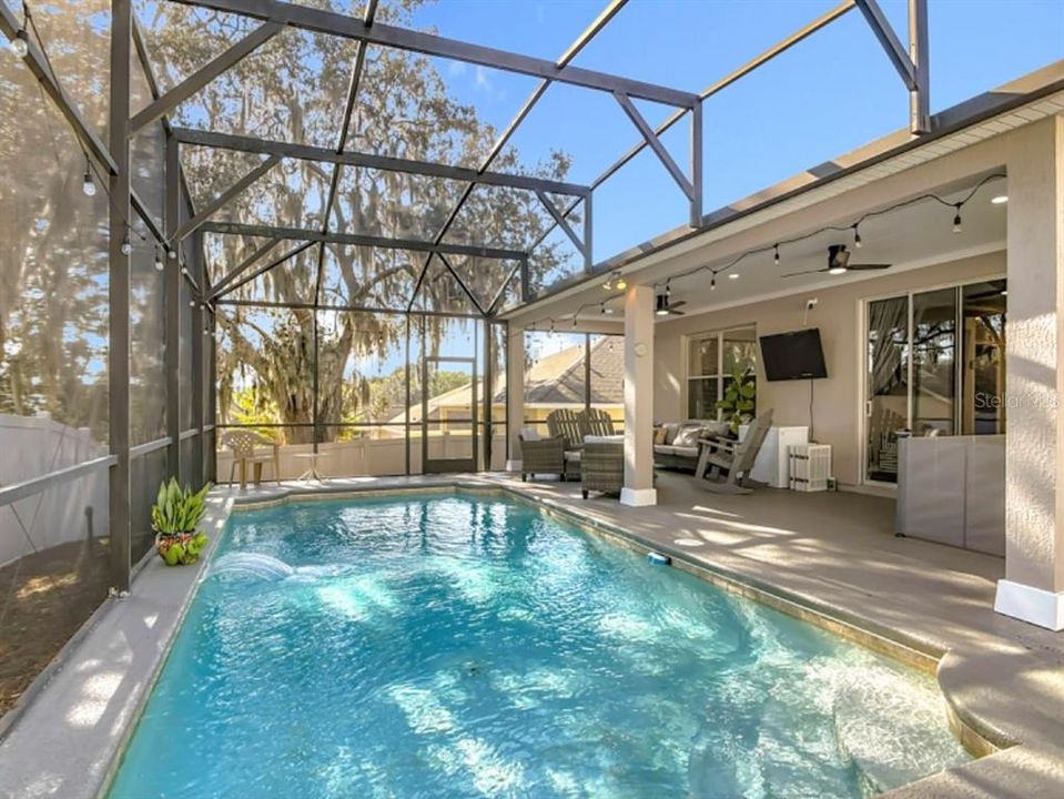 For Sale: $412,000 (4 beds, 2 baths, 1776 Square Feet)