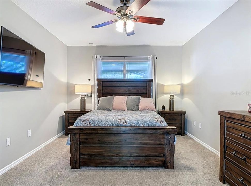 For Sale: $412,000 (4 beds, 2 baths, 1776 Square Feet)