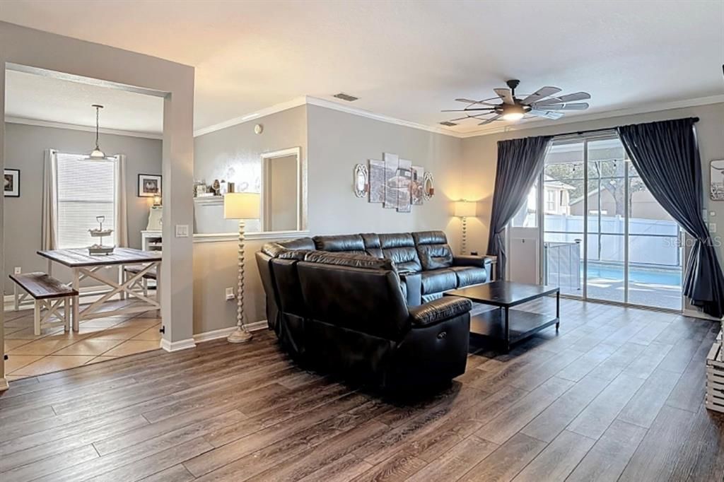 For Sale: $412,000 (4 beds, 2 baths, 1776 Square Feet)