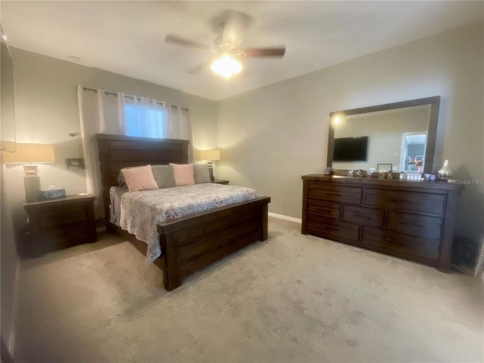 For Sale: $412,000 (4 beds, 2 baths, 1776 Square Feet)