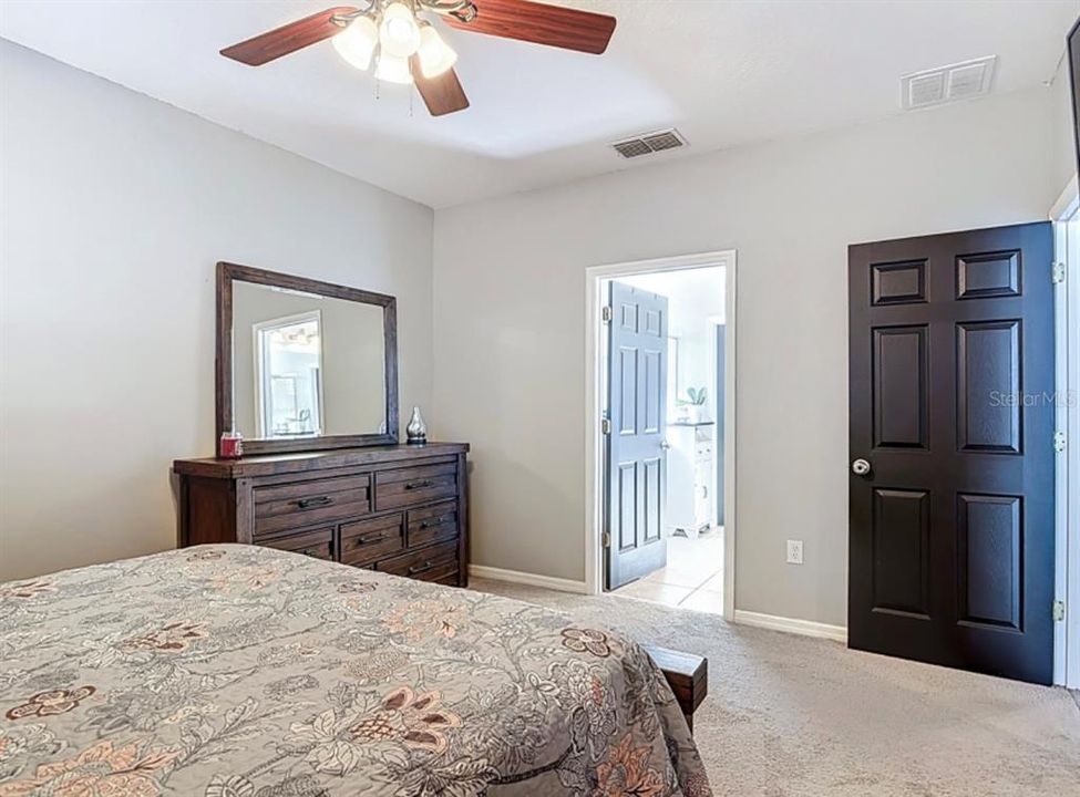 For Sale: $412,000 (4 beds, 2 baths, 1776 Square Feet)