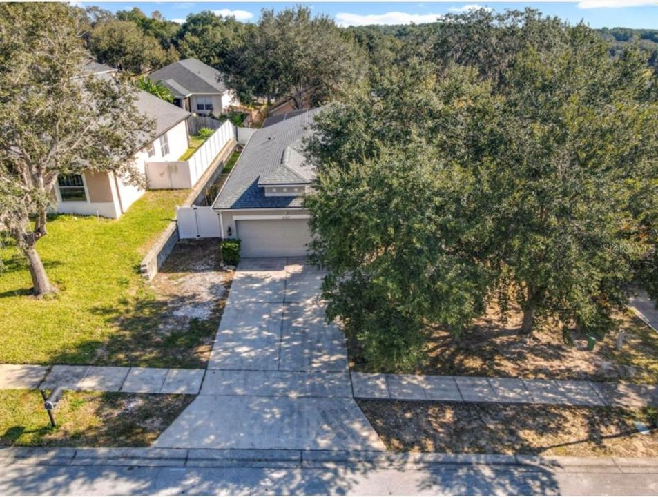 For Sale: $412,000 (4 beds, 2 baths, 1776 Square Feet)