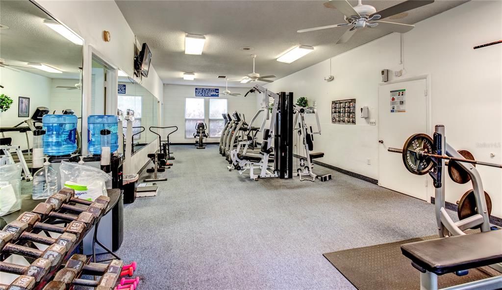 For Sale: $329,000 (3 beds, 2 baths, 1721 Square Feet)