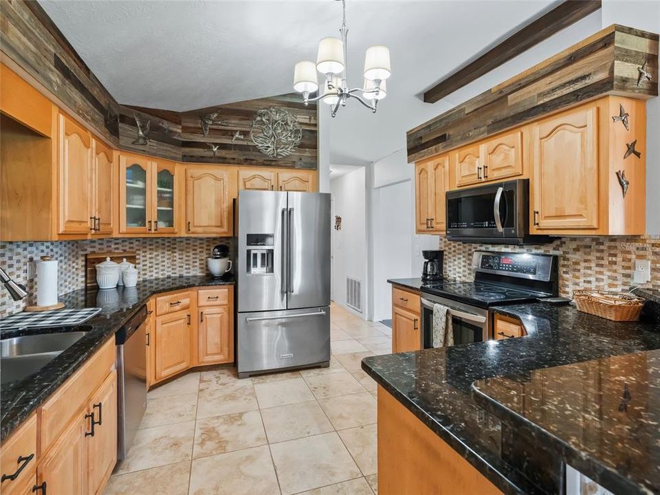 En Venta: $1,075,000 (3 camas, 2 baños, 1974 Pies cuadrados)