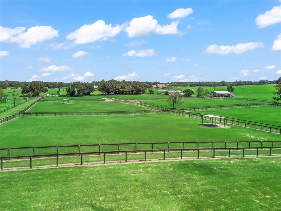 En Venta: $1,075,000 (3 camas, 2 baños, 1974 Pies cuadrados)