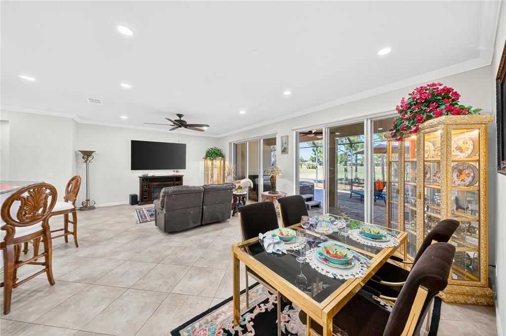 待售: $579,950 (3 贝兹, 3 浴室, 2604 平方英尺)