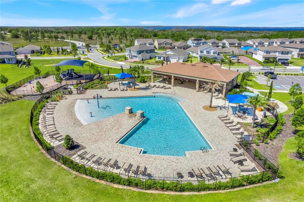 待售: $850,000 (7 贝兹, 5 浴室, 4646 平方英尺)