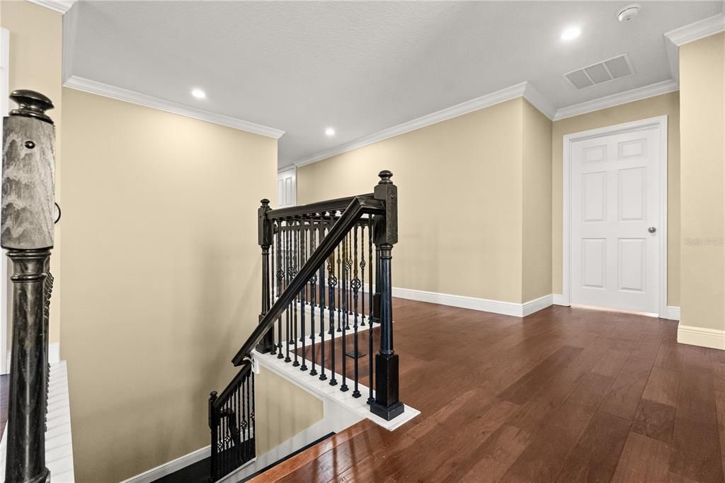 待售: $850,000 (7 贝兹, 5 浴室, 4646 平方英尺)