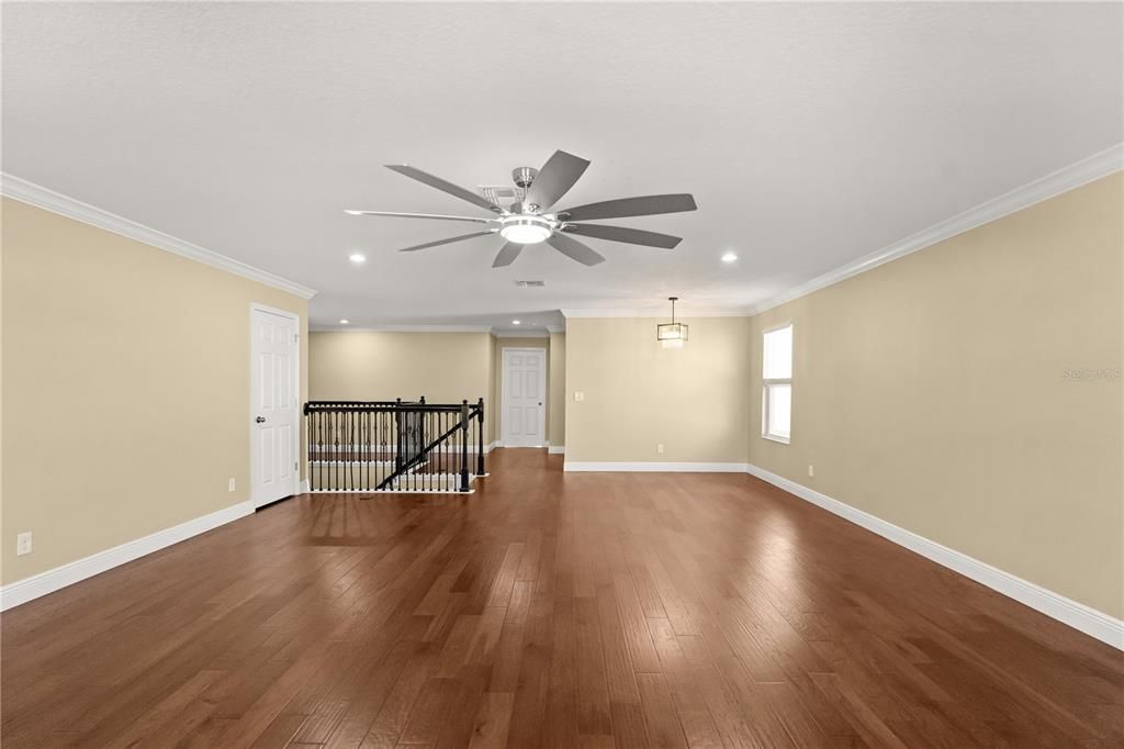 待售: $850,000 (7 贝兹, 5 浴室, 4646 平方英尺)