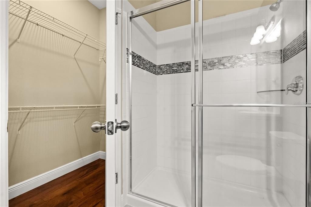 待售: $850,000 (7 贝兹, 5 浴室, 4646 平方英尺)