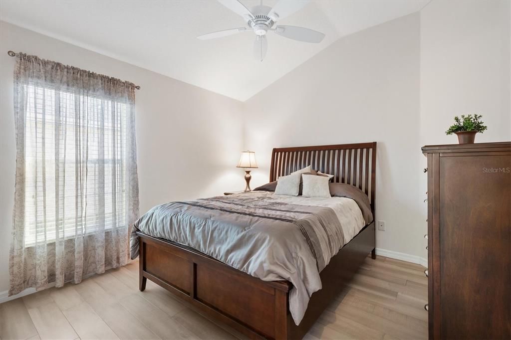 На продажу: $489,000 (3 спален, 2 ванн, 1963 Квадратных фут)