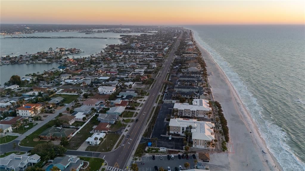 For Sale: $1,235,000 (4 beds, 3 baths, 2200 Square Feet)