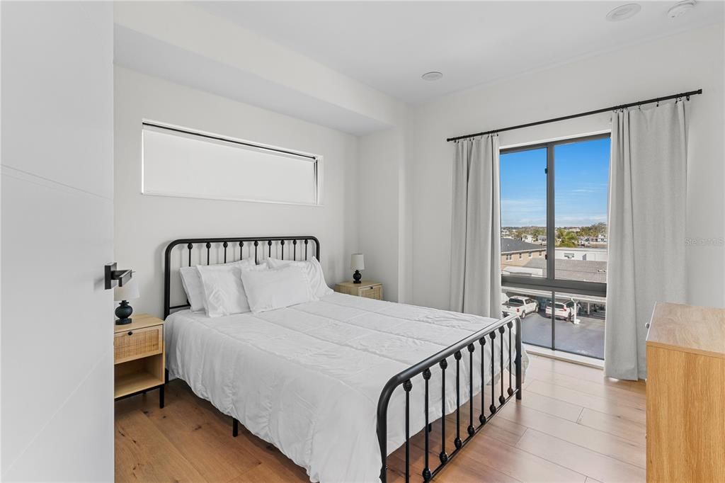 For Sale: $1,235,000 (4 beds, 3 baths, 2200 Square Feet)