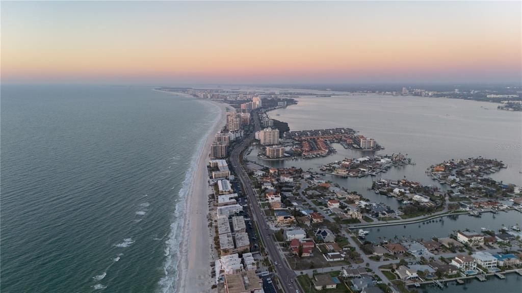 For Sale: $1,235,000 (4 beds, 3 baths, 2200 Square Feet)