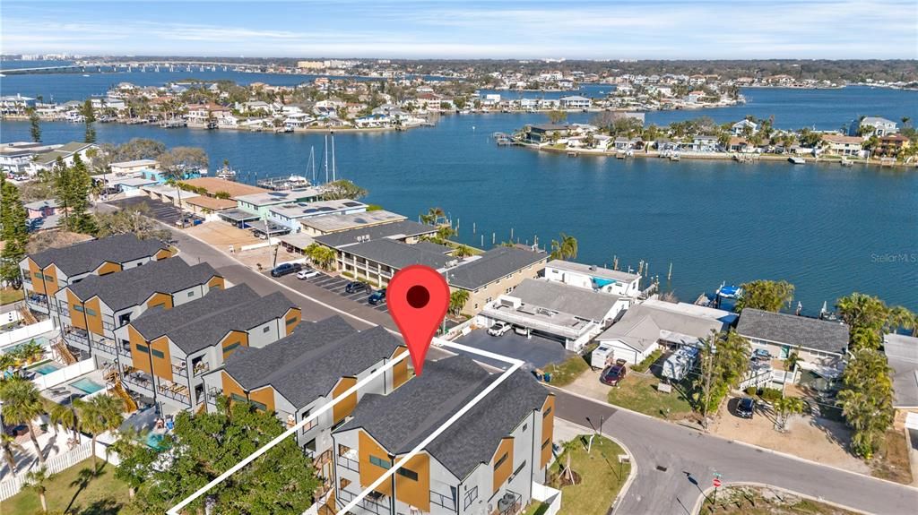 For Sale: $1,235,000 (4 beds, 3 baths, 2200 Square Feet)