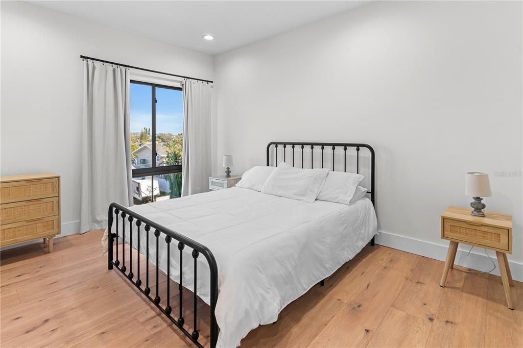 For Sale: $1,235,000 (4 beds, 3 baths, 2200 Square Feet)