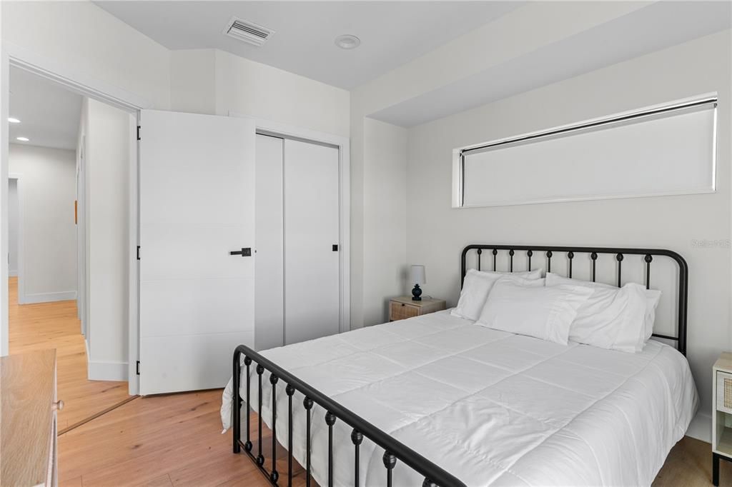 For Sale: $1,235,000 (4 beds, 3 baths, 2200 Square Feet)