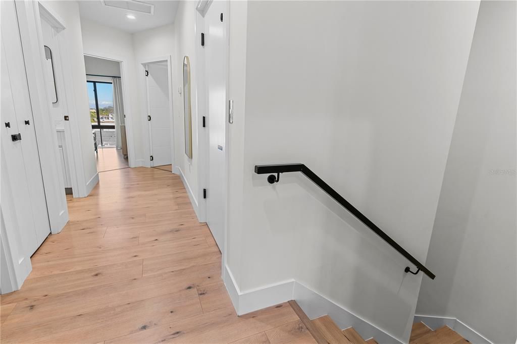 For Sale: $1,235,000 (4 beds, 3 baths, 2200 Square Feet)